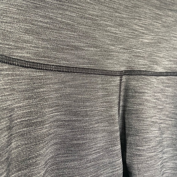 Lululemon High Rise Heather Grey Tights - Picture 3 of 3